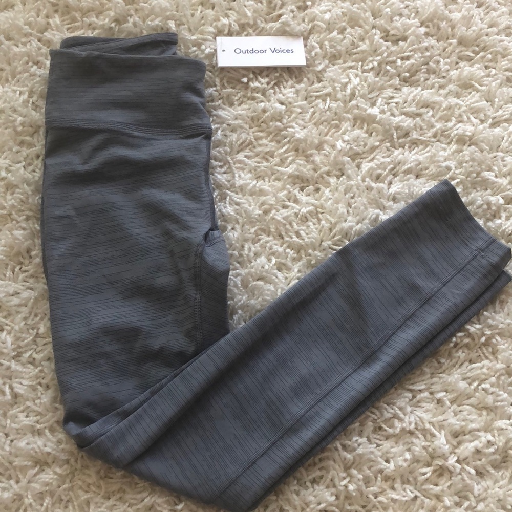 Outdoor voices OV NWT tech sweat 3/4 leggings XS
